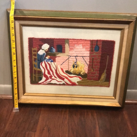 VTG Betsy Ross Sewing Flag Framed Crewel - Picture 7 of 7